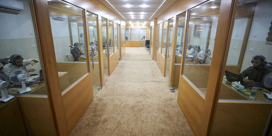 Gazze'deki hocaların verdiği hafızlık kursuna 82 ülkeden 3 bin öğrenci katılıyor