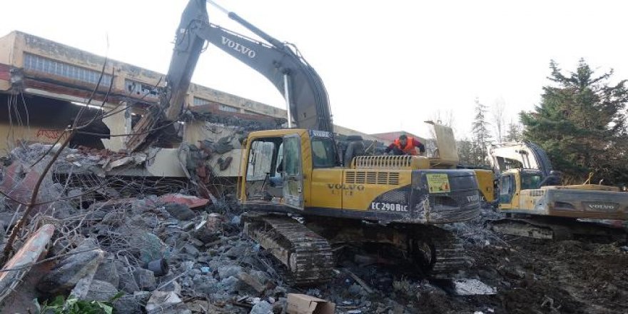 Uyuşturucunun yuvası haline gelen 69 bin 607 metruk bina yıkıldı