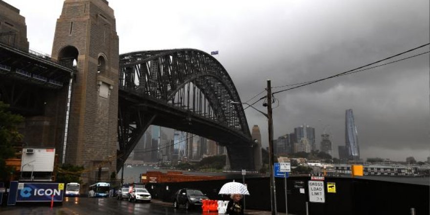 Avustralya’da binlerce ev elektriksiz kaldı