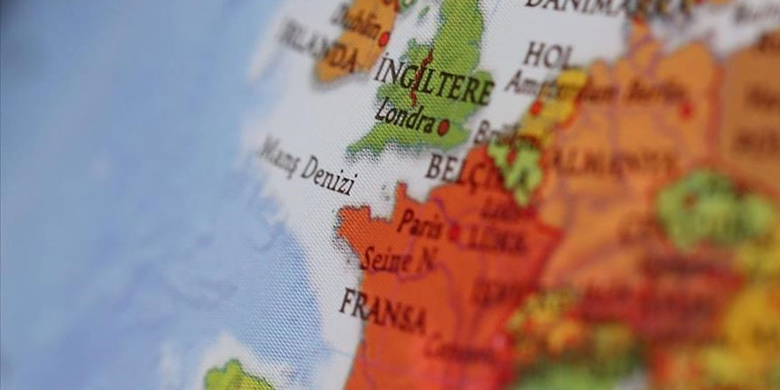 Fransa tarihinde diplomatlar ikinci kez greve gitti