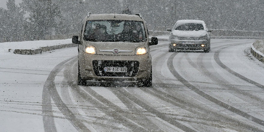 Doğu Anadolu'da soğuk hava etkisini sürdürüyor