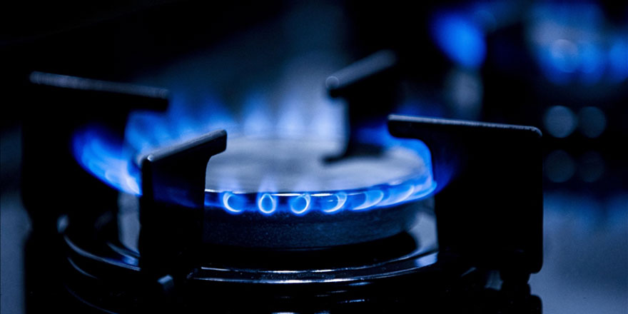 Fatura borcu olan şehit aileleri, 65 yaş üstü ve cihaza bağlı tüketicilerin doğal gazı 3 ay kesilemeyecek