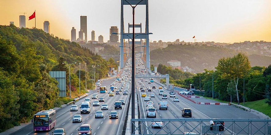 Umut vaadeden gençler: İstanbul trafiğinden enerji üretiyor