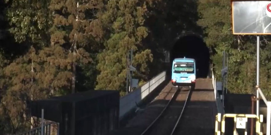 Hem yolda hem rayda giden 'tren-büs' Japonya'da hizmete giriyor