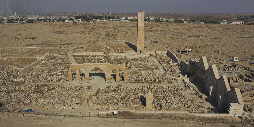 Dünyanın ilk üniversitesi Harran'da ilk medrese yapısı ortaya çıkartıldı