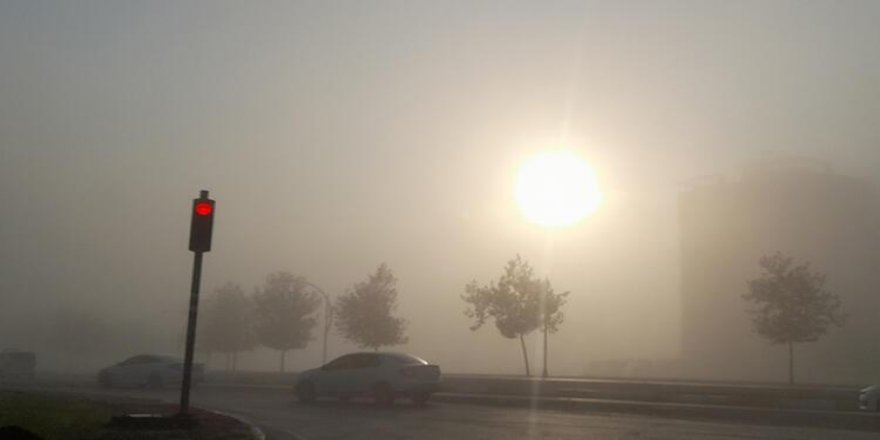 Diyarbakır'da sis etkili oldu