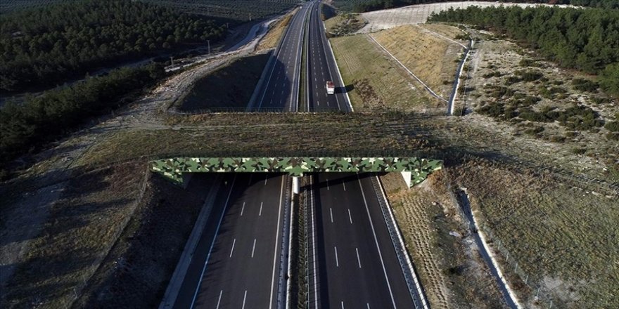 Bazı otoyollarda hız sınırı 140'a çıkıyor