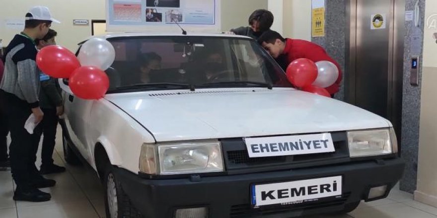Ortaokullu gençlerden 'ehemniyet kemeri' projesi