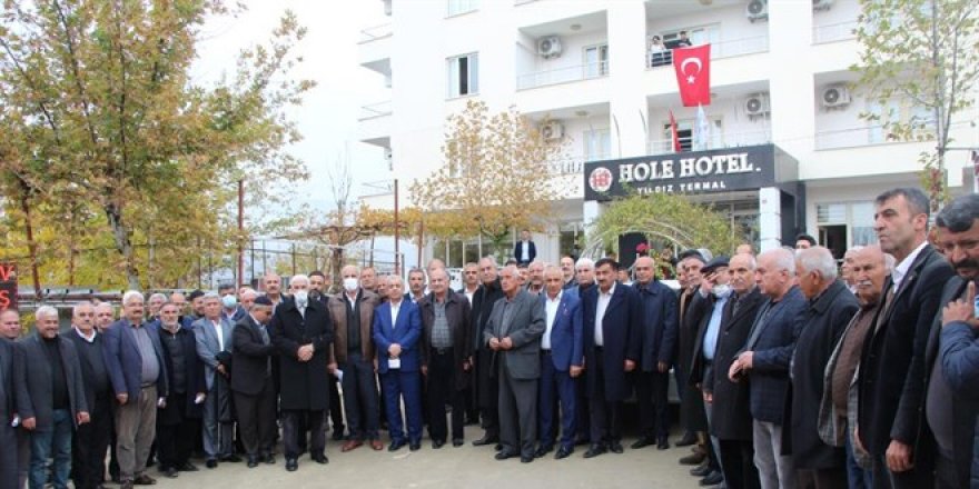 Aşiretin meşveret kararı: Düğün takılarına sınır, taziye yemeklerine son