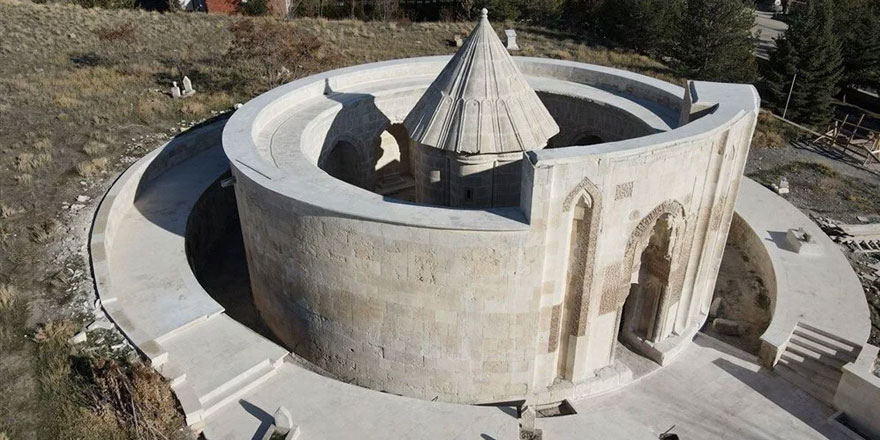 Erzincan'daki Mama Hatun Külliyesi restore edildi