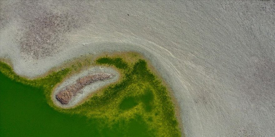 Avlan Gölü kurumaya yüz tuttu