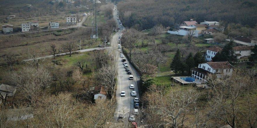 Uludağ'da kilometrelerce ucuz su kuyruğu: Bayide 16, burada 2.5 lira