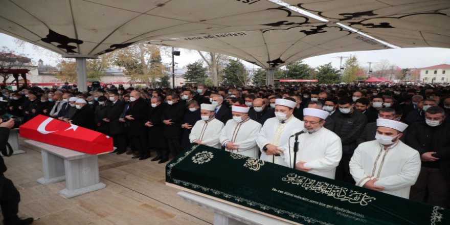 Prof. Dr. Teoman Duralı dualarla ebedi aleme uğurlandı