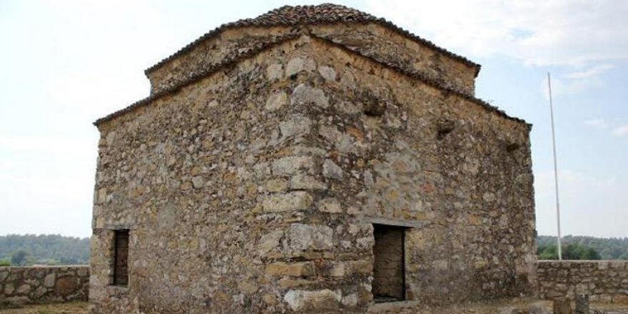 Tarihi camide utandıran görüntüler 40 günde temizlendi