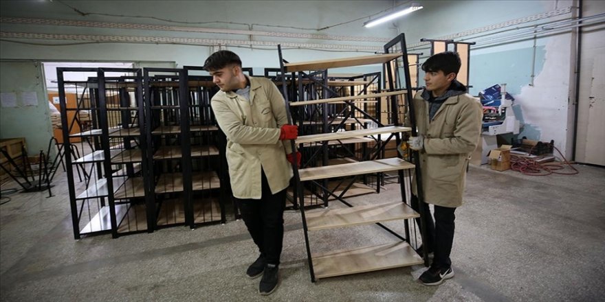 Meslek liselerinde hedef 1,5 milyar lira gelir