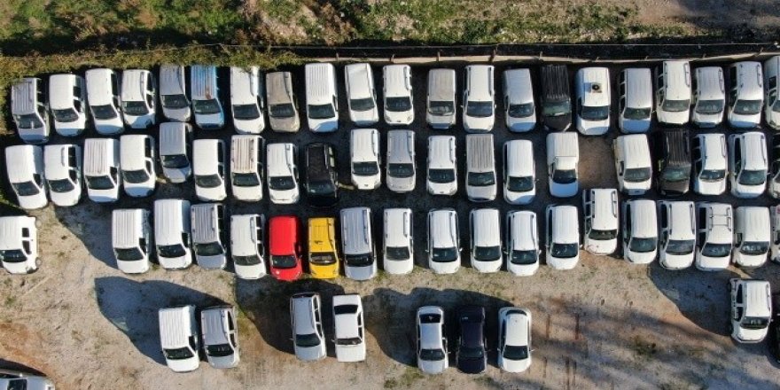 Yediemin otoparklarında milyonlar çürüyüp gidiyor