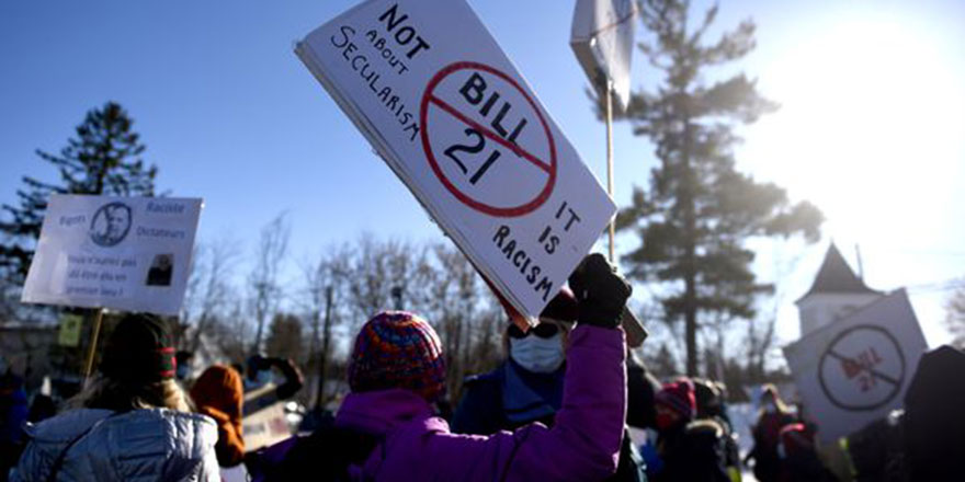 Kanada'da Laiklik Yasası başörtüsü üzerinden tartışmaya açıldı