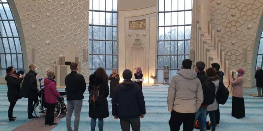 Almanya'da 'Engelsiz Cami Rehberliği' etkinliği düzenlendi
