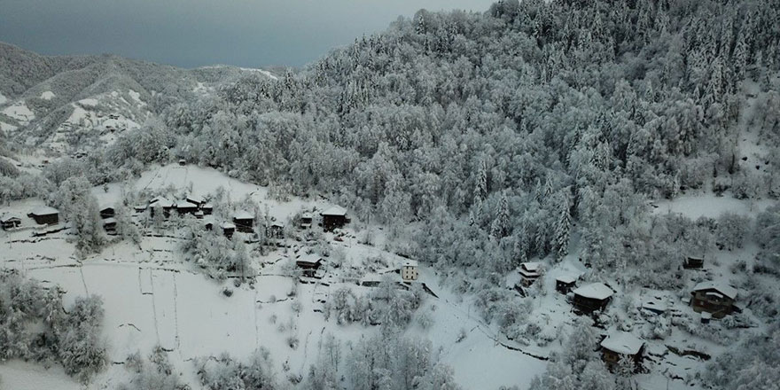 Bazı il ve ilçelerde eğitime kar tatili