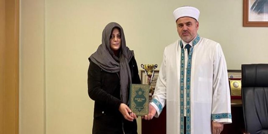 Gürcistanlı kadın Mudanya'da Müslüman olup 'Meryem' ismini aldı