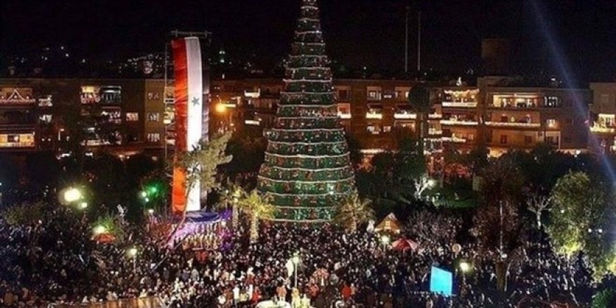 Suriye'de kendi halkını katleden rejim, Şam'da Noel kutlaması yapıyor