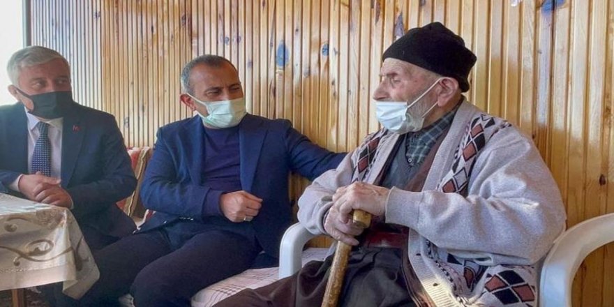 112 yaşındaki Mehmet dede: 3 padişah 12 cumhurbaşkanı gördü