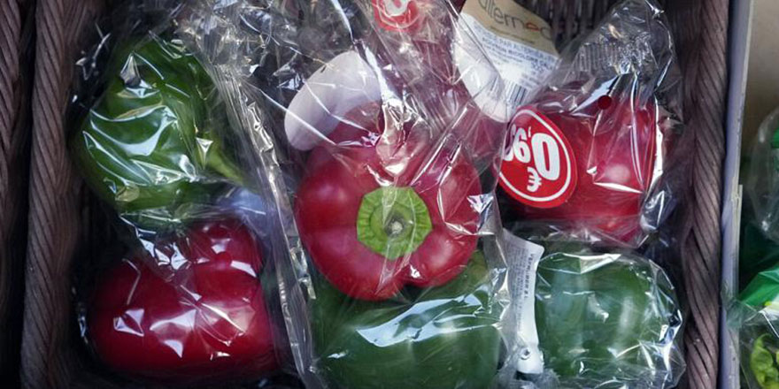 Fransa'da belirli meyve ve sebzelerin plastik paketlerde satılması yasaklandı