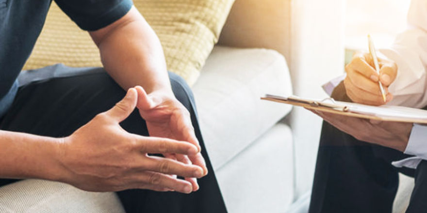 Hayal tüccarları: Astrologlar, yaşam koçları ve terapistler