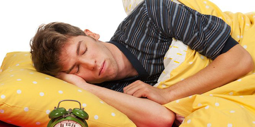 Yemek yedikten sonra yatmayın, kalpleriniz katılaşır, anlamında bir hadis var mı?