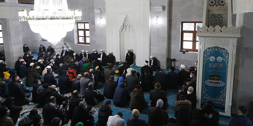 Sarıkamış şehitleri için okunan 107 bin hatmin duası yapıldı