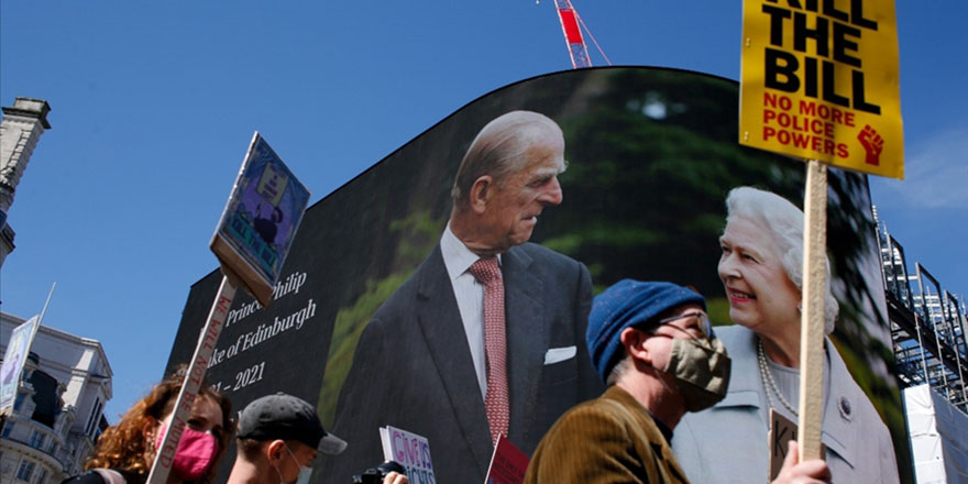 İngiltere'de monarşinin kaldırılması için kampanya başlatılacak