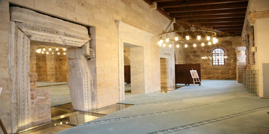 Antalya’da, tarihi camide 126 yıl sonra ilk namaz kılındı