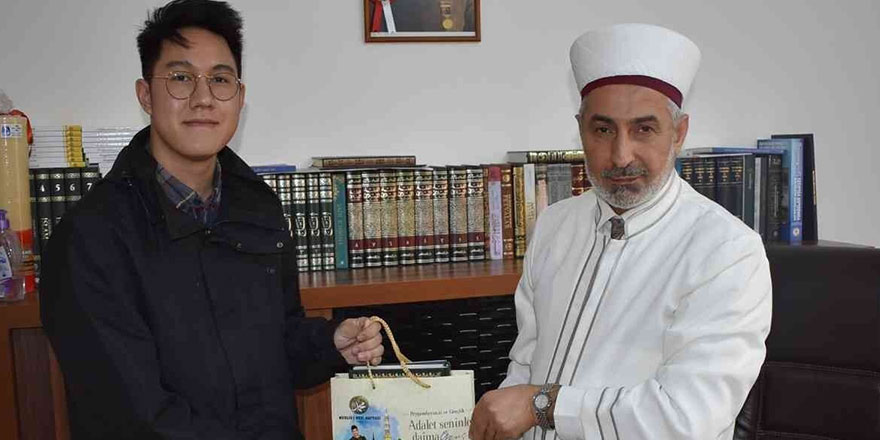 ABD'li Anthony kelime-i şehadet getirip Müslüman oldu