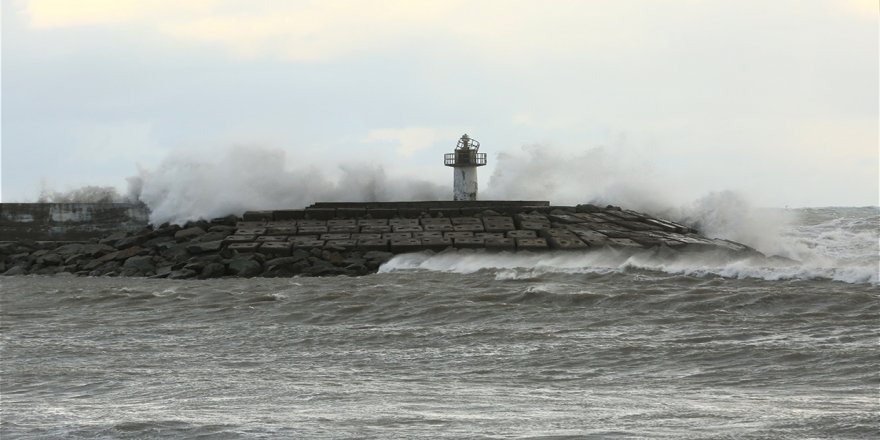 17 il için 'sarı' uyarı: Fırtına ve sağanağa dikkat