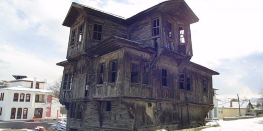 Tarihi konaklar restore ediliyor