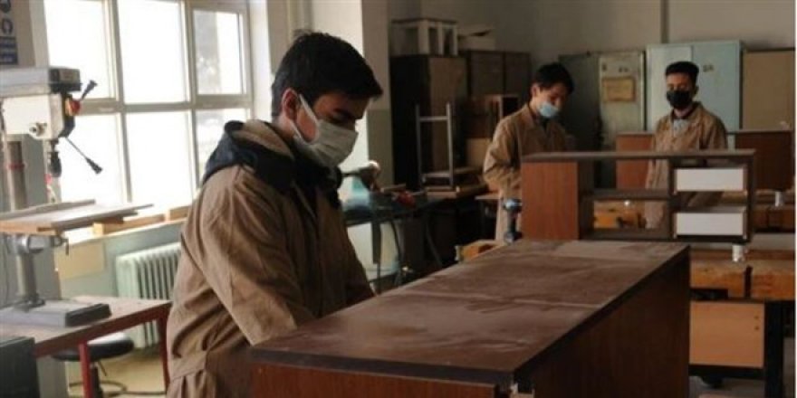 'Fabrika' gibi lise: Cirosu 1 milyon lirayı aştı