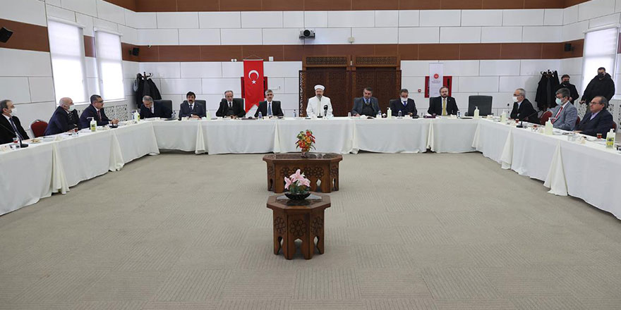 Diyanet-İlahiyat-MEB İstişare Heyeti Toplantısı