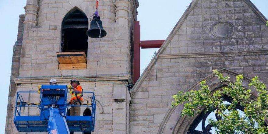 Kilisenin çanlarını 'gereğinden fazla' çalan rahibe 2 bin euro para cezası kesildi