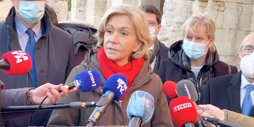 Fransa Cumhurbaşkanı adayları hadsizlikte yarışıyor: Başörtüsü dini bir emir değildir