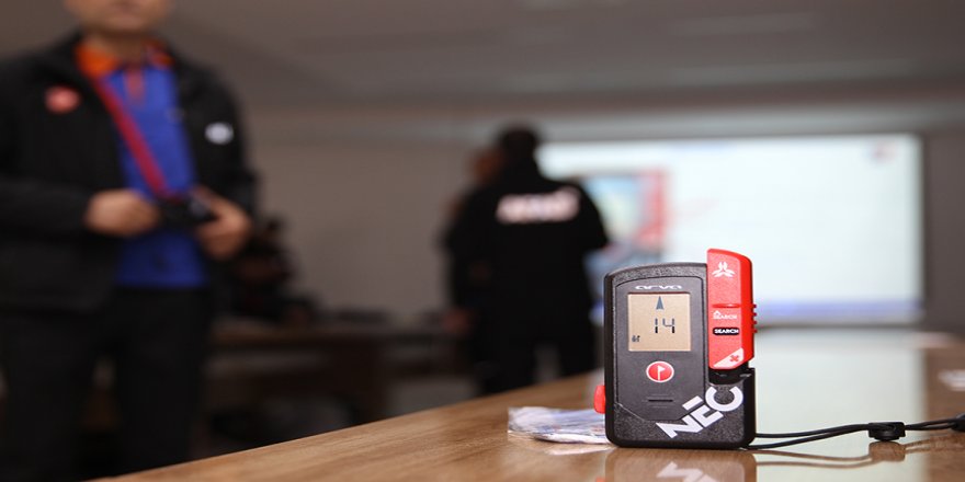 'Yaşam sinyal cihazı' çığ altında kalanların kurtarılma sürelerini kısaltıyor