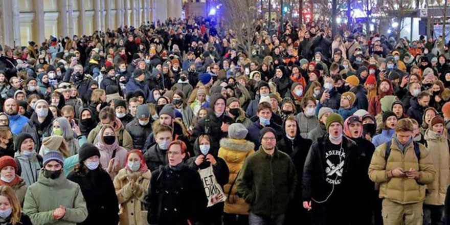 Rusya'da 'savaşa hayır' gösterileri devam ediyor