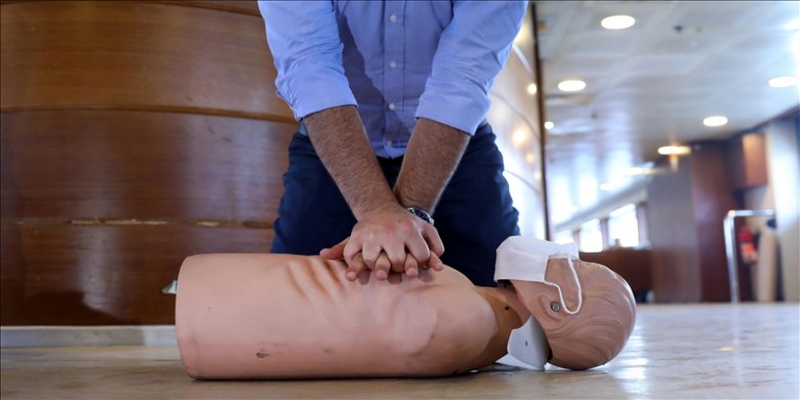 MEB, 10 ayda 68 bin öğretmene ilk yardım eğitimi verdi