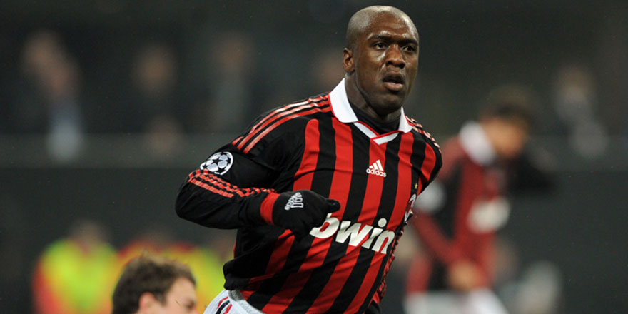 Dünyaca ünlü eski futbolcu Clarence Seedorf Müslüman olduğunu açıkladı