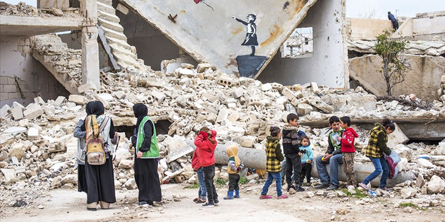 Bomba ve silah seslerinin minik şahitleri: Suriyeli çocuklar