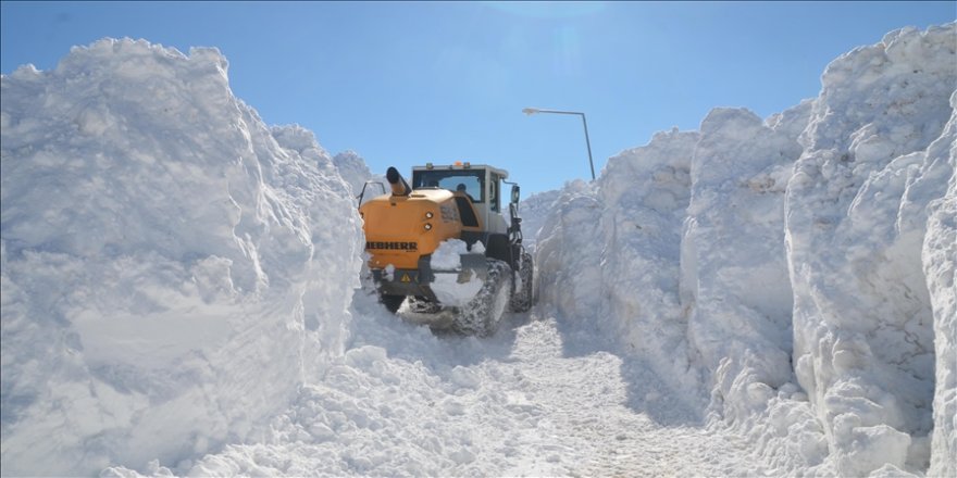 Doğu'daki 6 ilde 1054 yerleşim yerine ulaşım sağlanamıyor