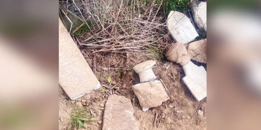 Yunanistan'da belediye Müslüman mezarlığını tahrip etti