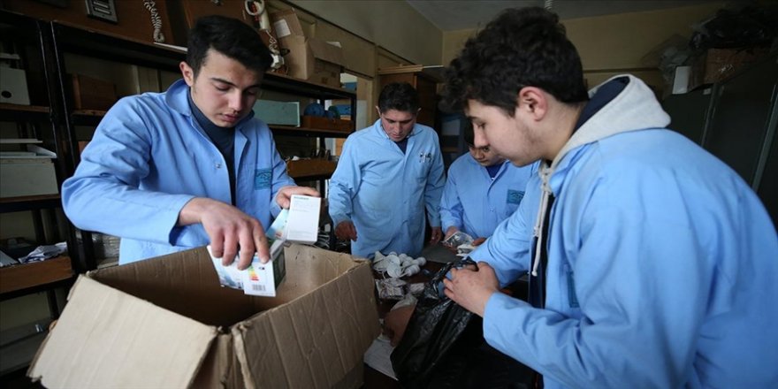 İhtiyaç sahibi ailelerin tamir işleri meslek lisesi öğrencilerine emanet