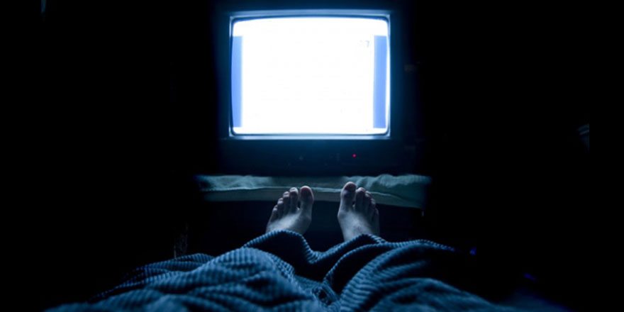 Uyku düşmanı ekranlar