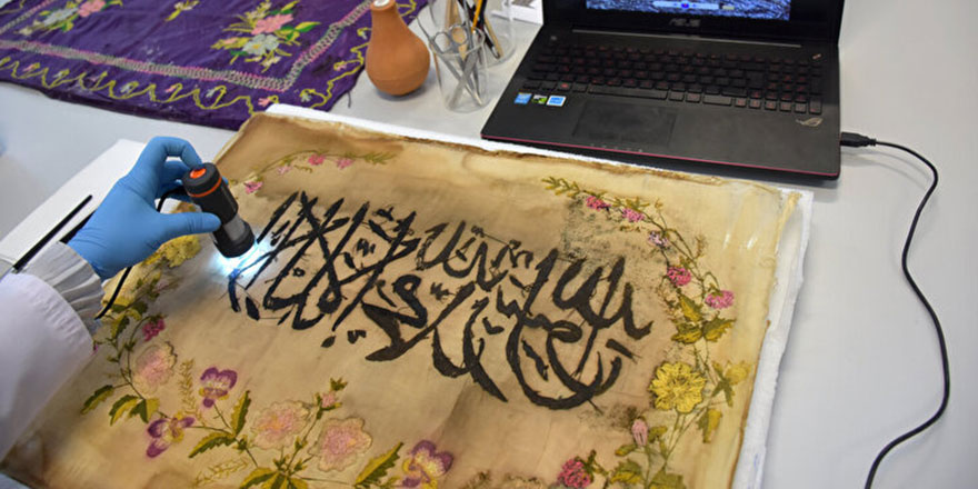 Tarihi eserler laboratuvarda restore ediliyor