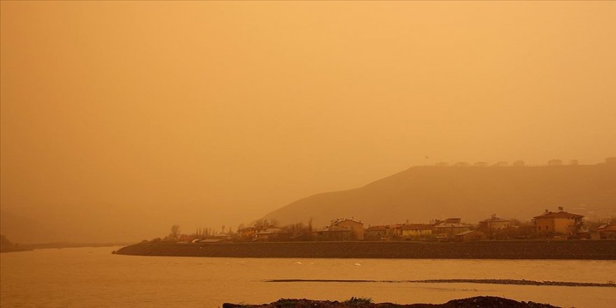 Çöl tozları yarın akşamdan itibaren yurdu terk edecek